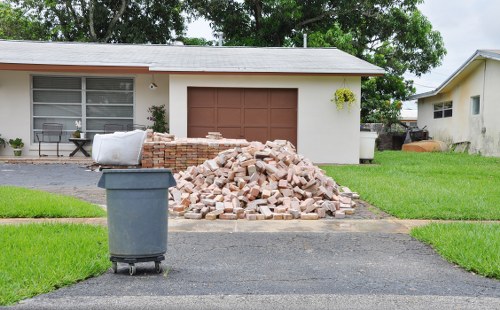 Eco-friendly disposal methods during home clearance